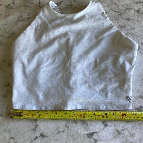 Forever 21 white crop top cage straps in back! - Picture 3 of 6